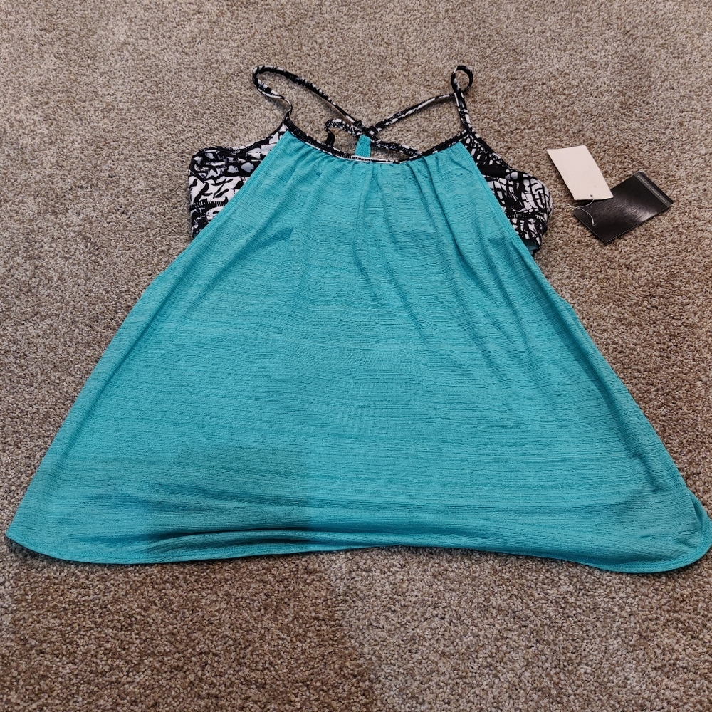 NWT Zella Yoga Tank Top with Built in Sports Bra Sz Medium